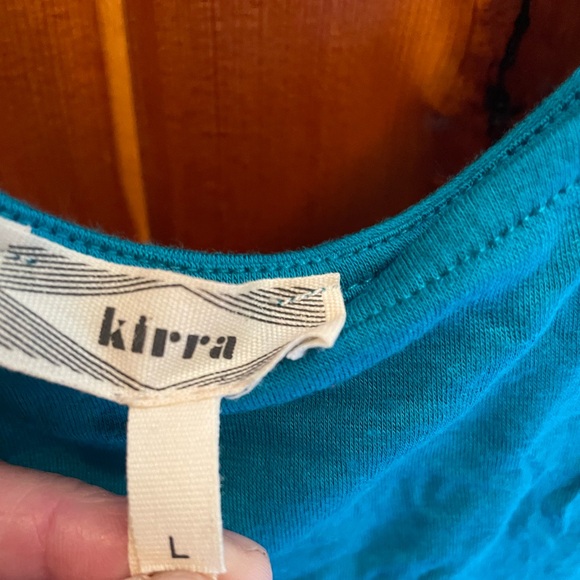 Kirra PAC Sun women’s top/blouse. Large. Blue. New with tags. - Picture 2 of 3